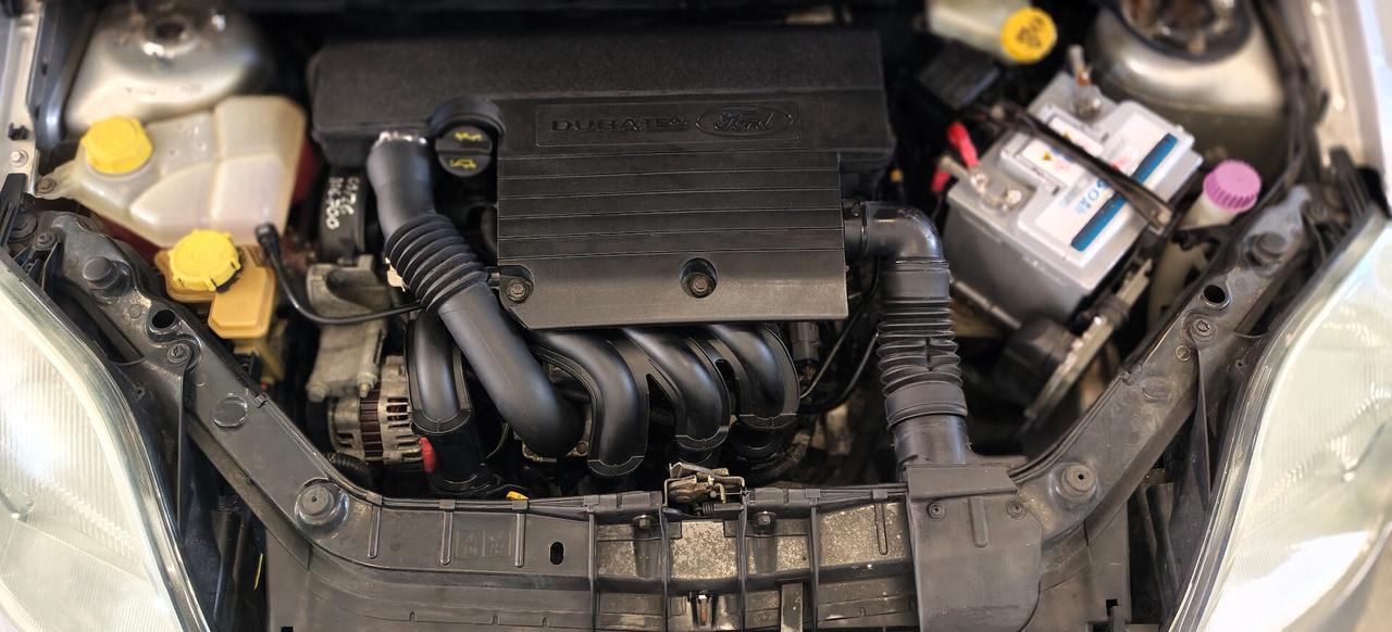 Ford Fiesta 1.2 16V 5p. Ambiente