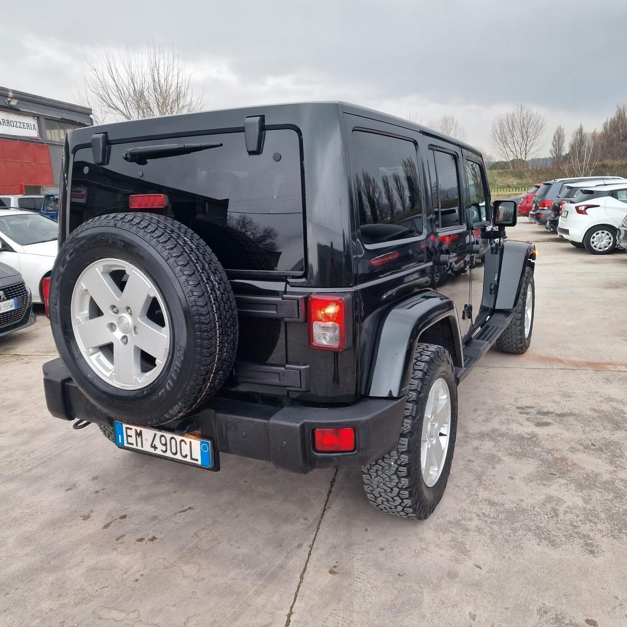 Jeep Wrangler Unlimited 2.8 CRD DPF Sahara Auto PERFETTA