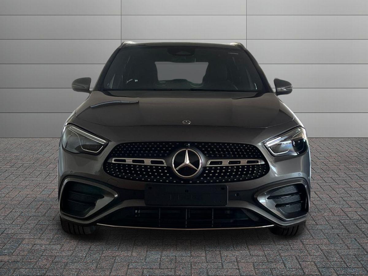Mercedes-Benz GLA 200 d automatic