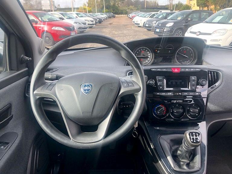 Lancia Ypsilon 1.2 69 CV 5 porte GPL Ecochic Elefantino Blu