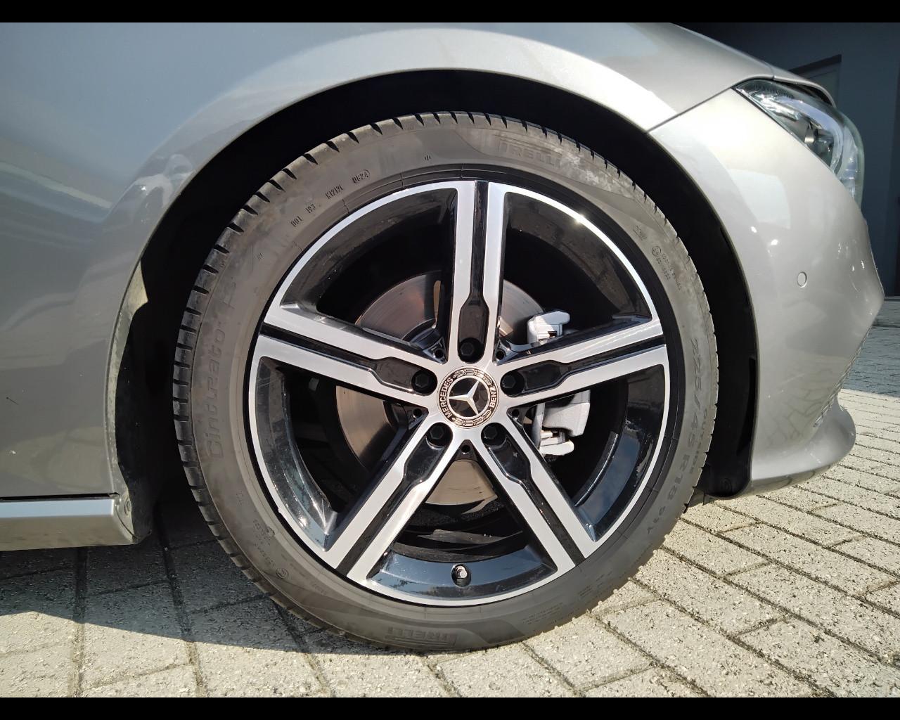 Mercedes-Benz CLA Sh.Brake - X118 - CLA Shooting Brake 180 d Sport auto