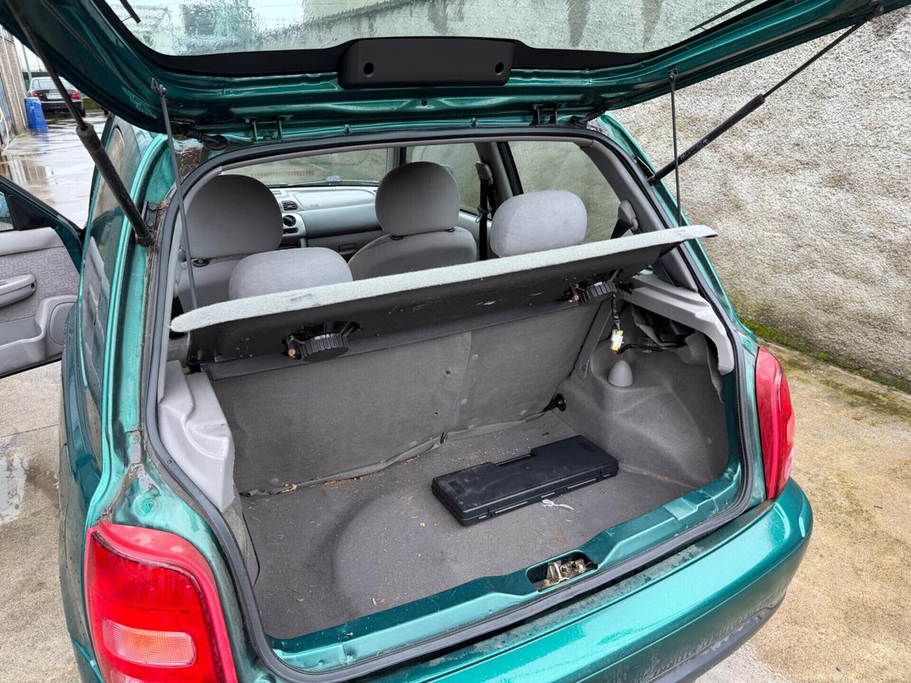 NISSAN MICRA 1.4i BENZINA AUTOMATICO CLIMA 100.000KM