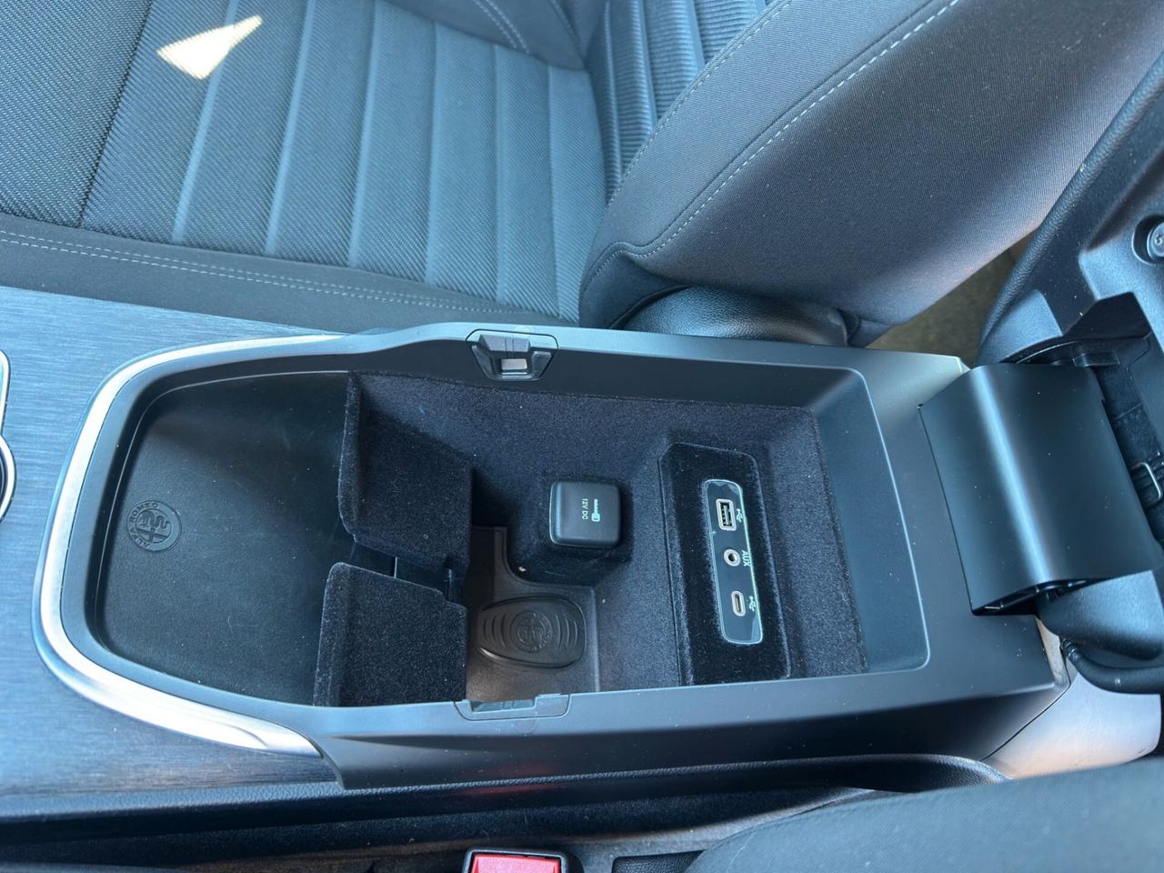 Alfa Romeo Stelvio 2.2 Turbodiesel 190 CV AT8 RWD Business