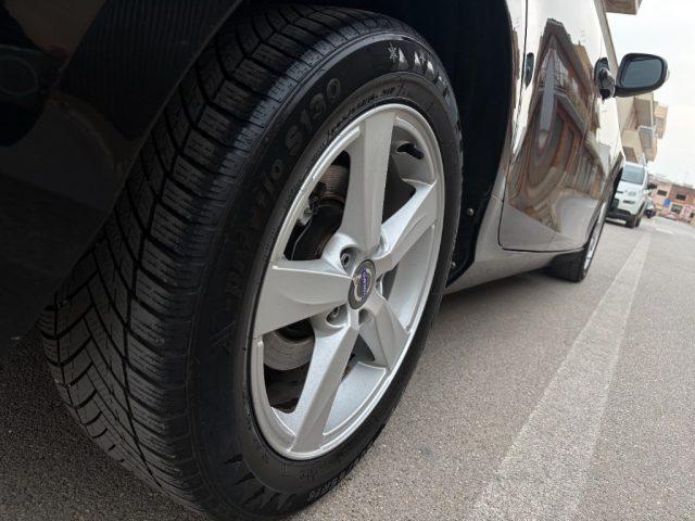 VOLVO V40 D2 1.6 115Cv Kinetic