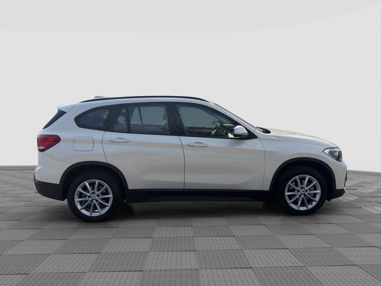 BMW X1 (F48) X1 sDrive18d ADVANTAGE