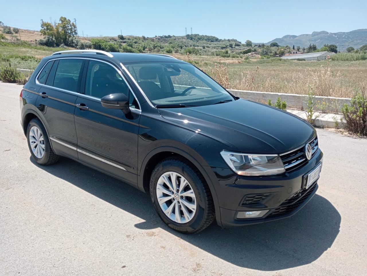 Volkswagen Tiguan 2.0 TDI SCR DSG 4MOTION Sport BMT