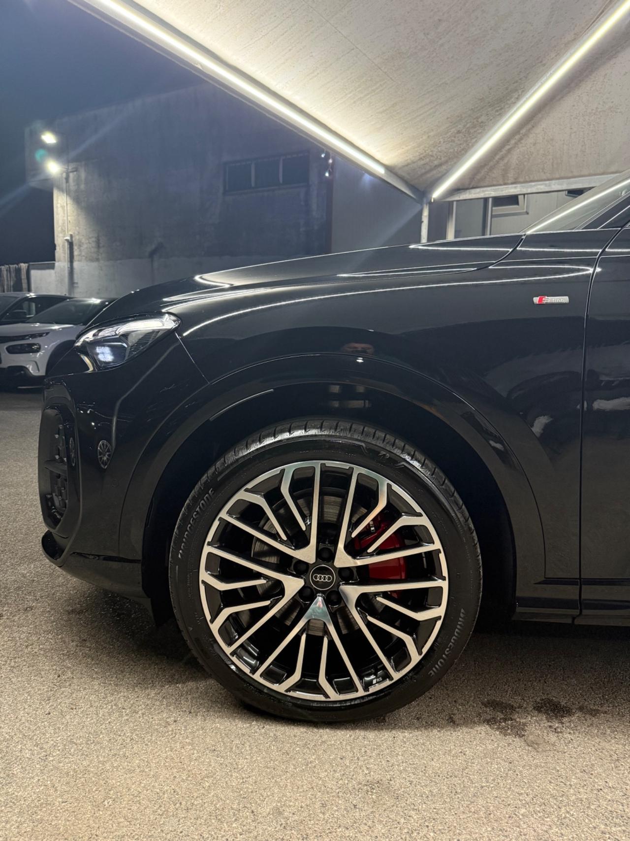 Audi Q5 SPB TDi 150 kW mHEV+ S tronic quattro line edition