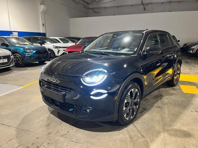 FIAT 600 Hybrid 136 CV DCT MHEV La Prima