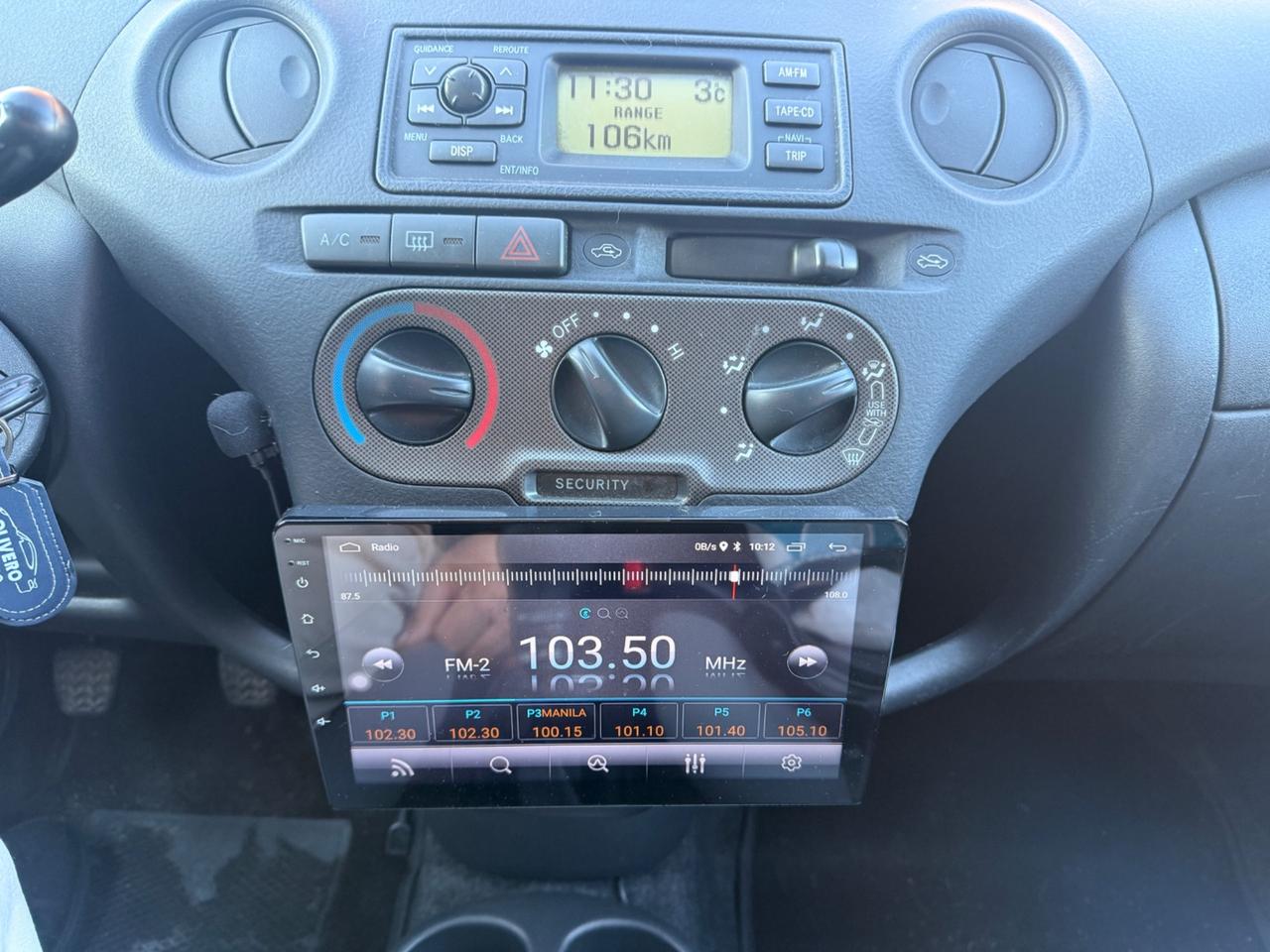 Toyota Yaris 1.0 5 porte