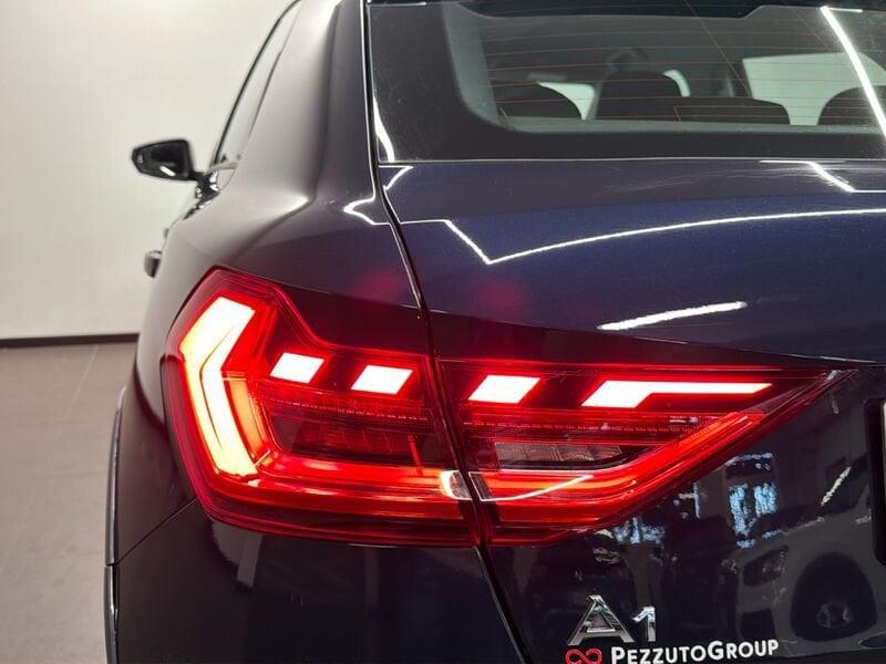 Audi A1 A1 CITYCARVER 30 1.0 TFSI ADMIRED S-TRONIC 110CV