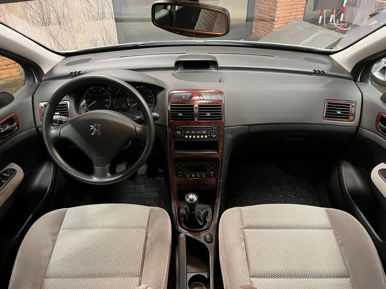 Peugeot 307 1.4 16V 5p. X-Line