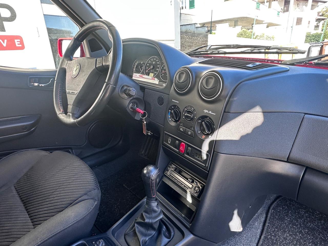 Alfa Romeo 145 1.6i 16V Twin Spark cat L