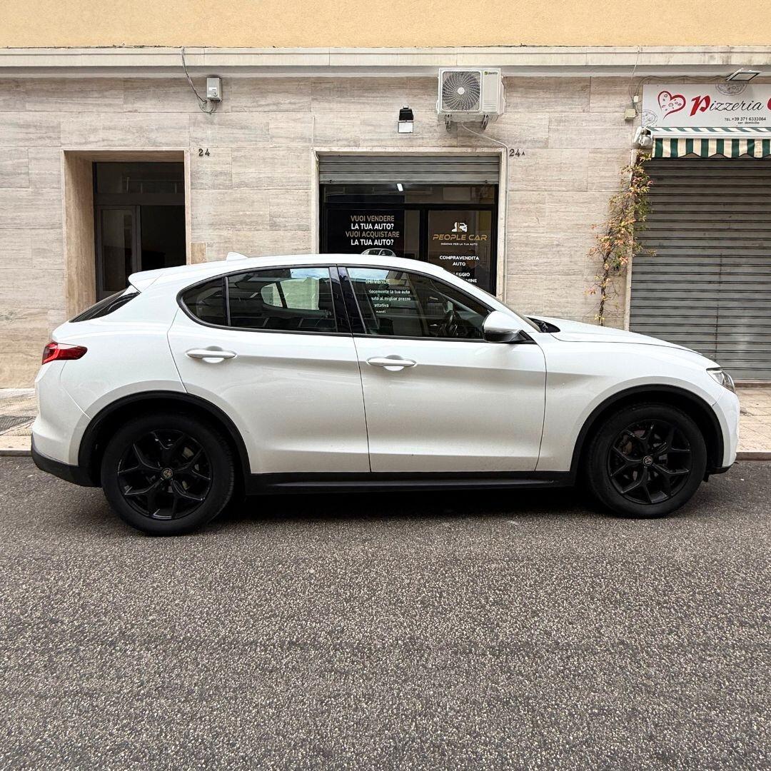 Alfa Romeo Stelvio 2.2 Turbodiesel 180 CV AT8 RWD Executive