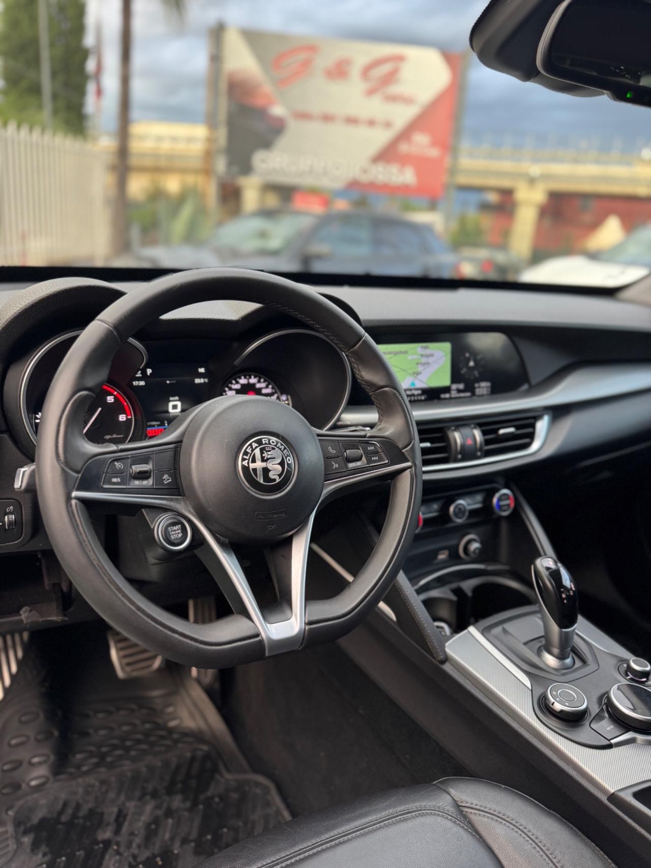 Alfa Romeo Stelvio 2.2 Turbodiesel 210 CV AT8 Q4 Executive