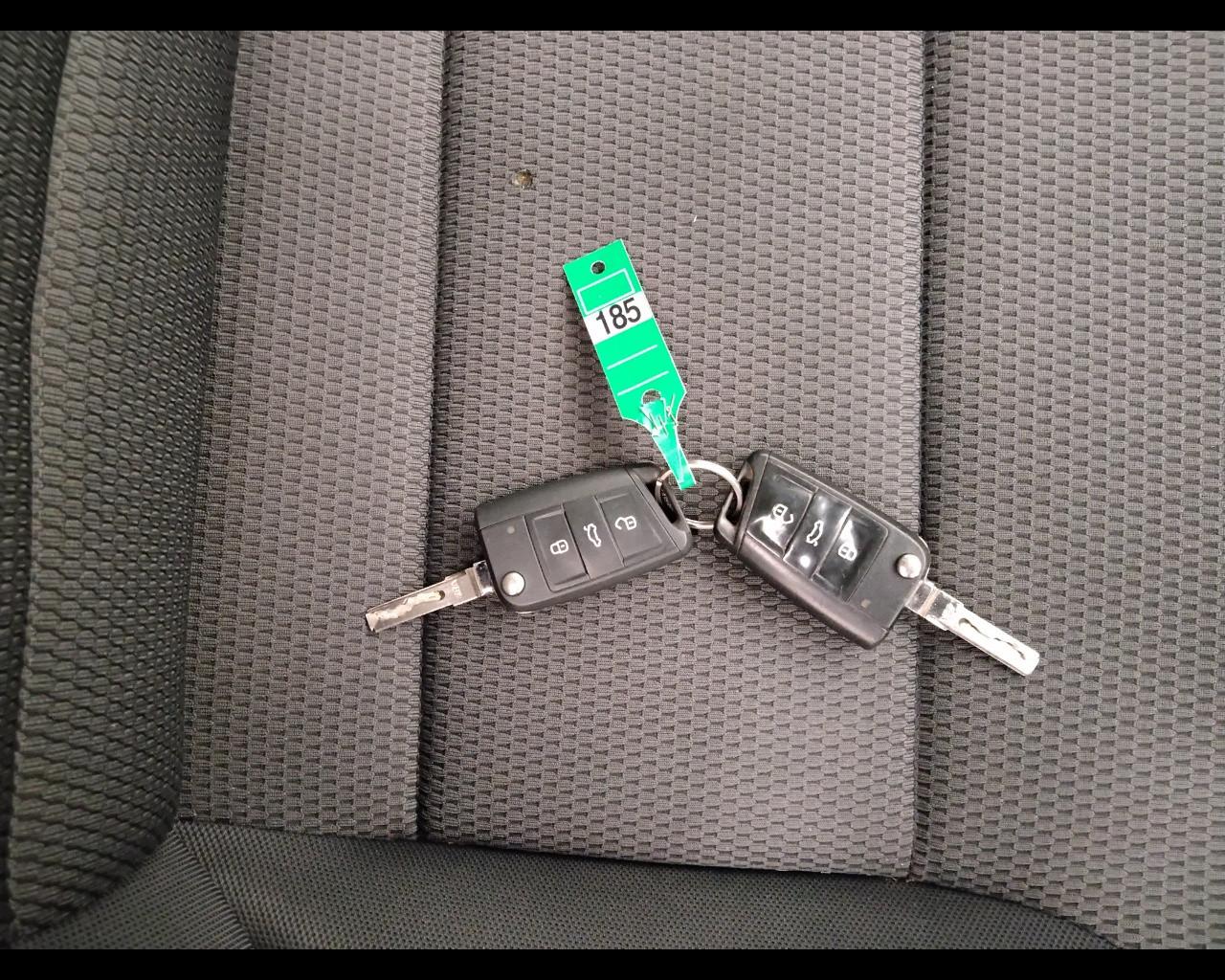 VOLKSWAGEN Golf VII 2017 5p - Golf 5p 1.6 tdi Business 115cv dsg