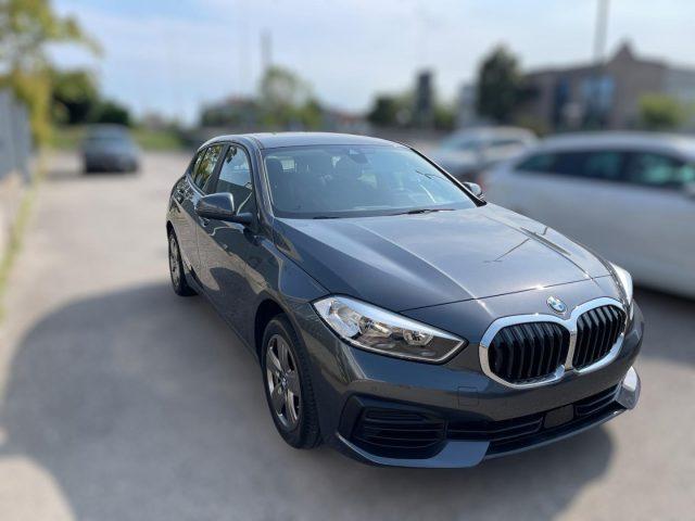 BMW 118 i 5p. Business Advantage