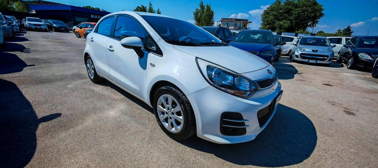 Kia Rio 1.1 CRDi 5p. Cool