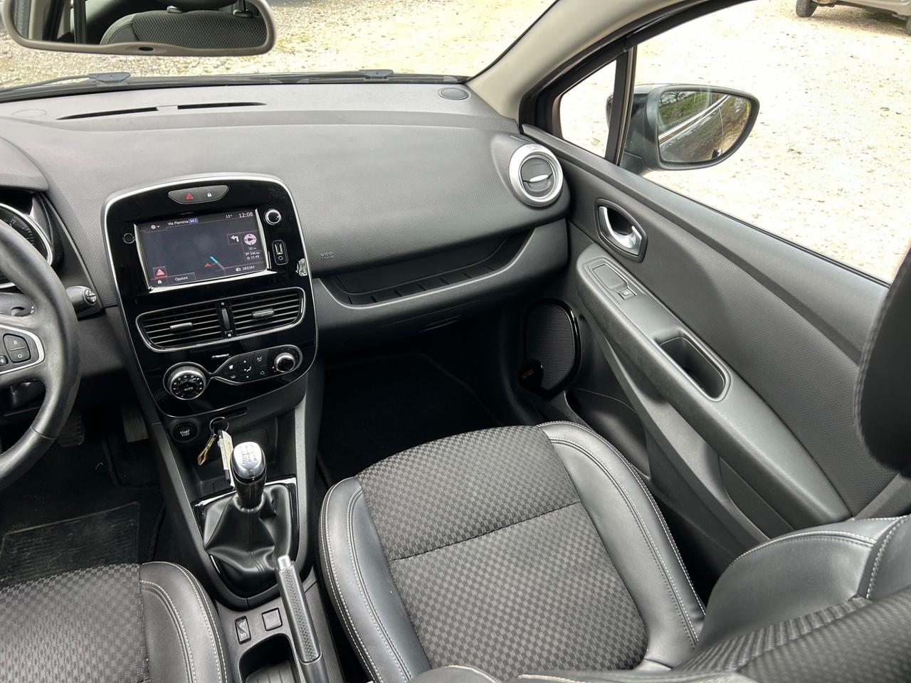 Renault Clio TCe 12V 90 CV GPL 5 porte Duel neopatentati rate