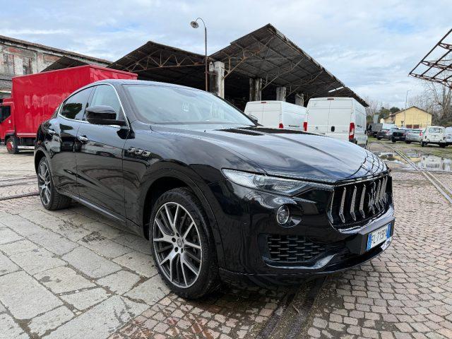 MASERATI Levante V6 Diesel 275 CV AWD