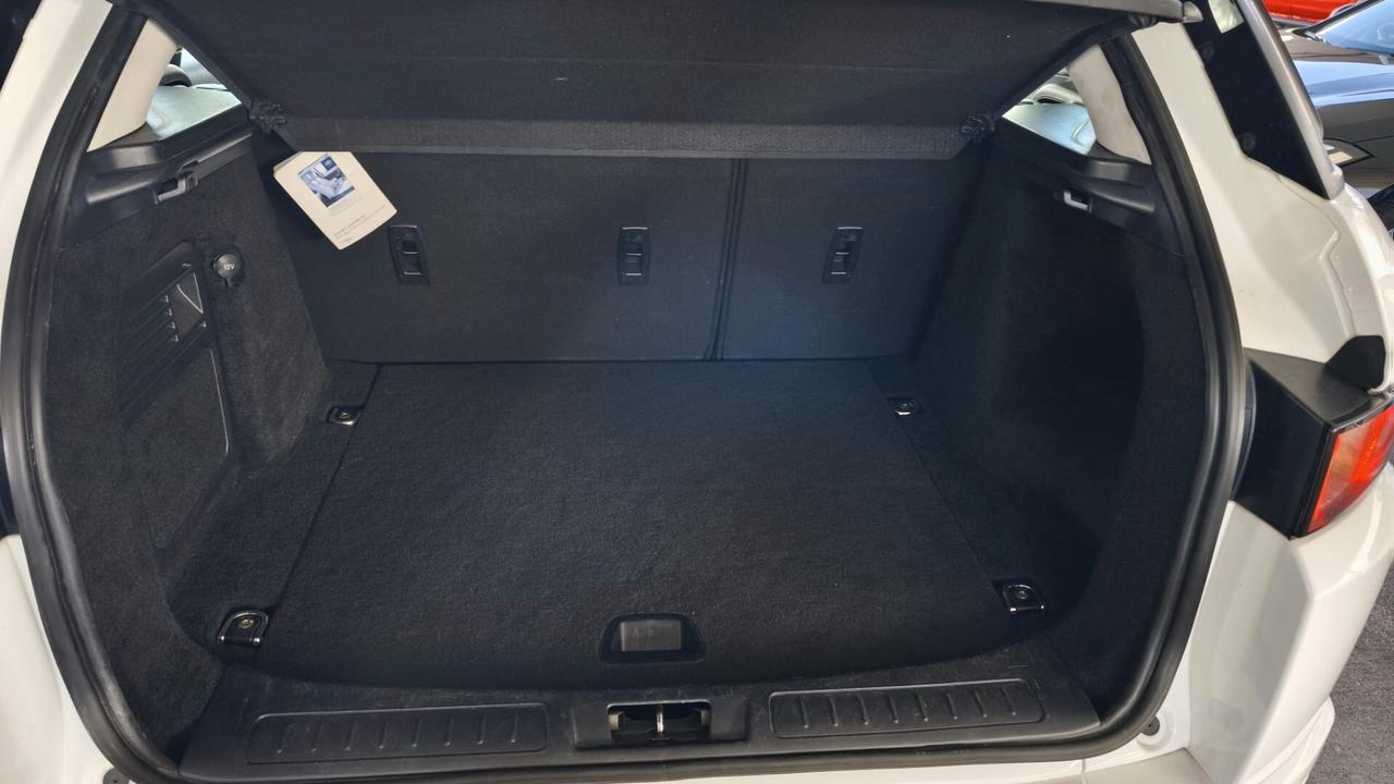 Land Rover Range Evoque 2.2 TD4 5p. Dynamic