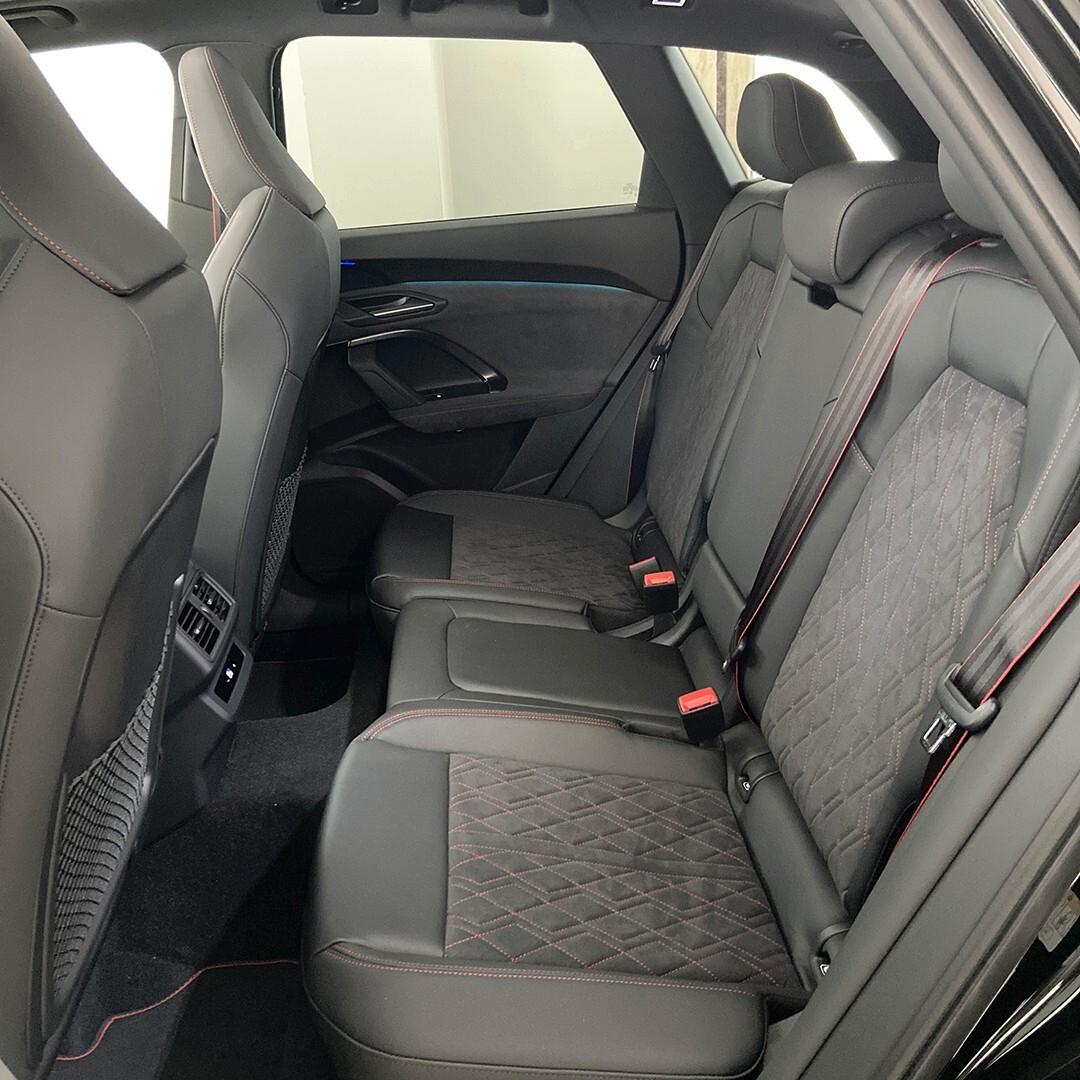 Audi Q5 TDi 150 kW mHEV+ S tronic quattro line edition