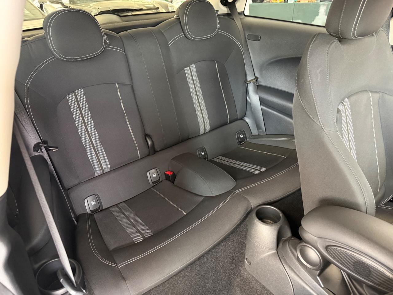 Mini 2.0 Cooper S Essential PERFETTA PREZZO REALE