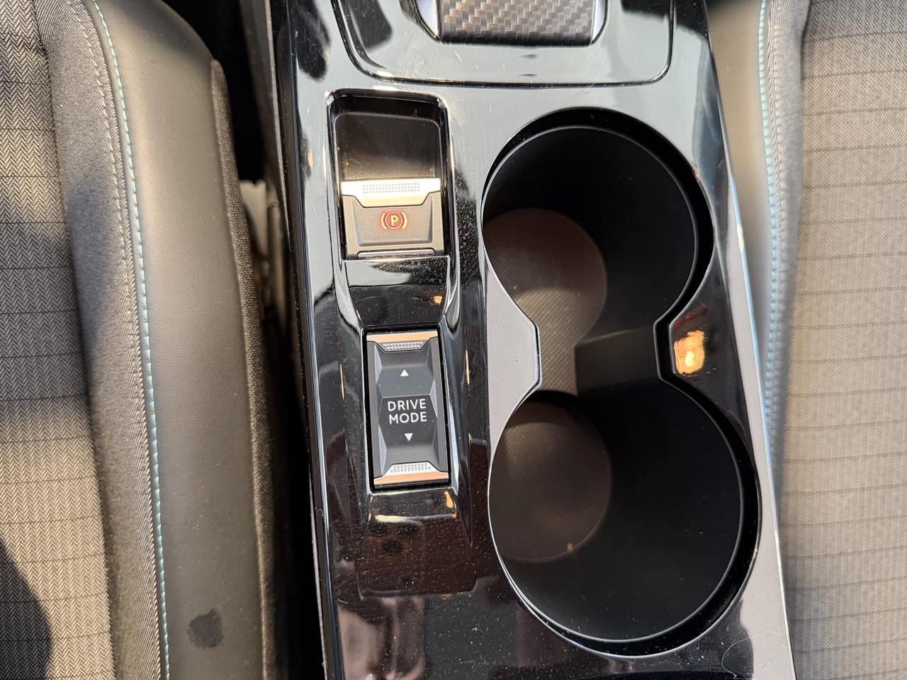 Peugeot 208 PureTech 100 Stop&Start EAT8 5 porte Allure