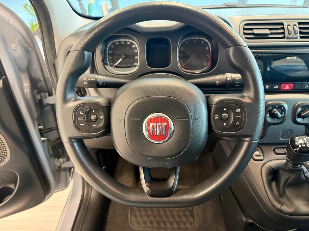 Fiat Panda 1.2 Connected by Wind