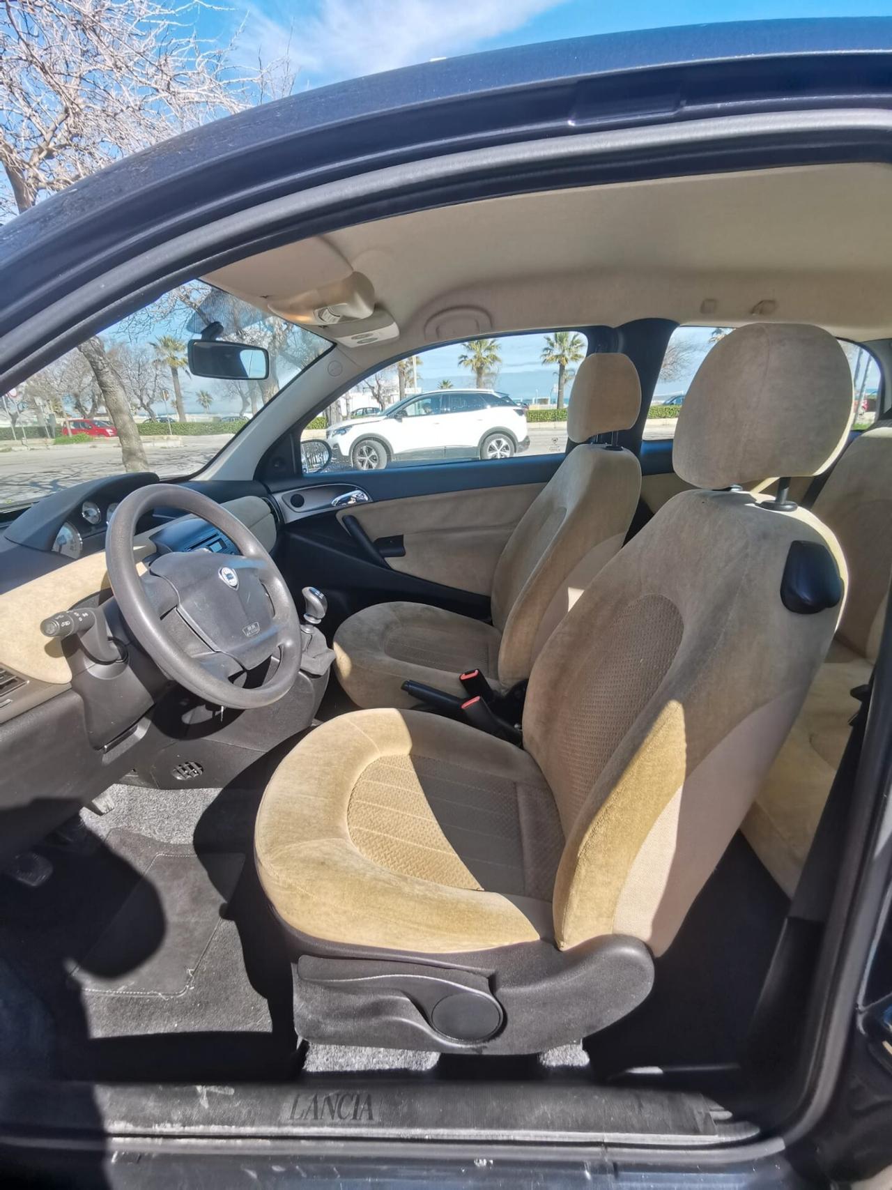 Lancia Ypsilon 1.2 Oro NEOPATENTATI - 2004