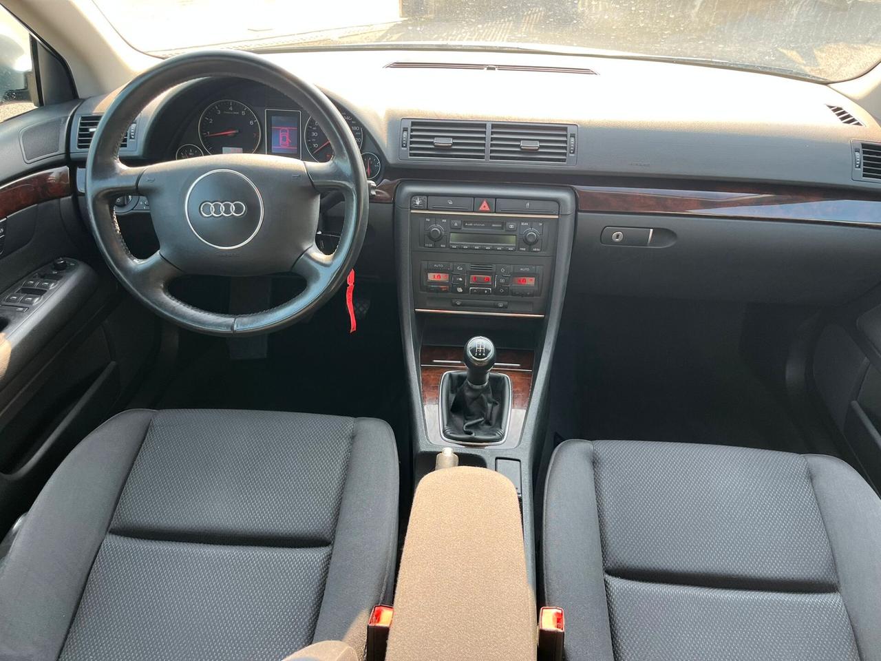 Audi A4 2.0 16V FSI BENZINA 140.000 KM