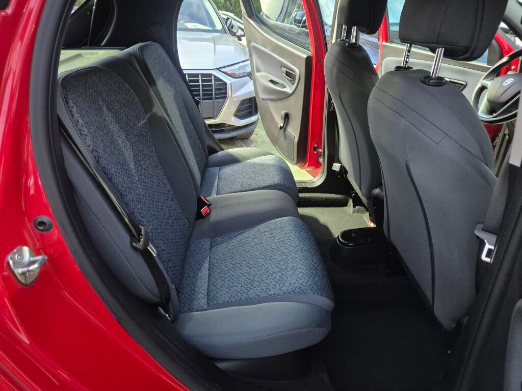 Lancia Ypsilon 1.0 5 porte Hybrid 2023