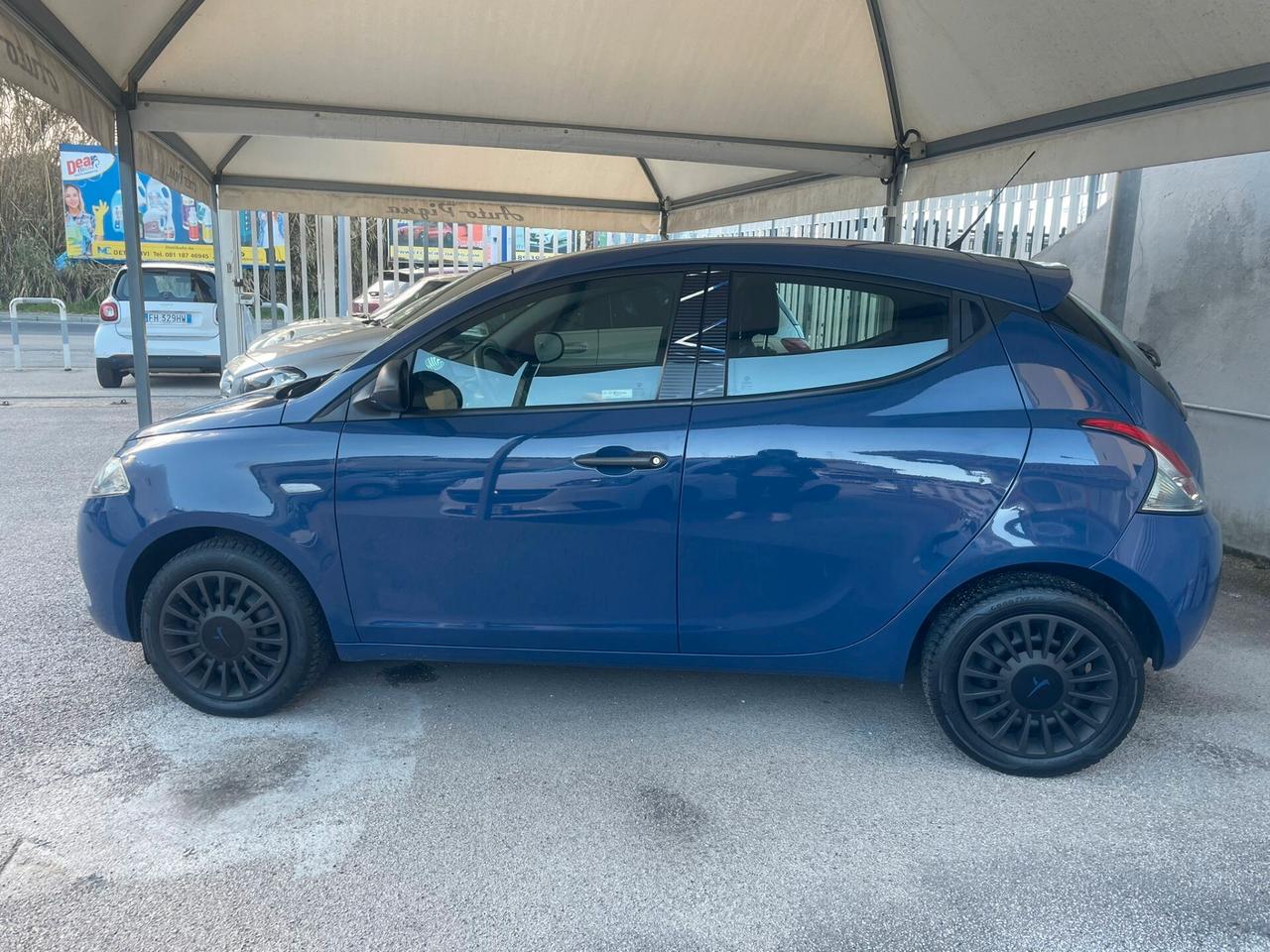 Lancia Ypsilon 1.3 MJT 16V 95 CV 5 porte