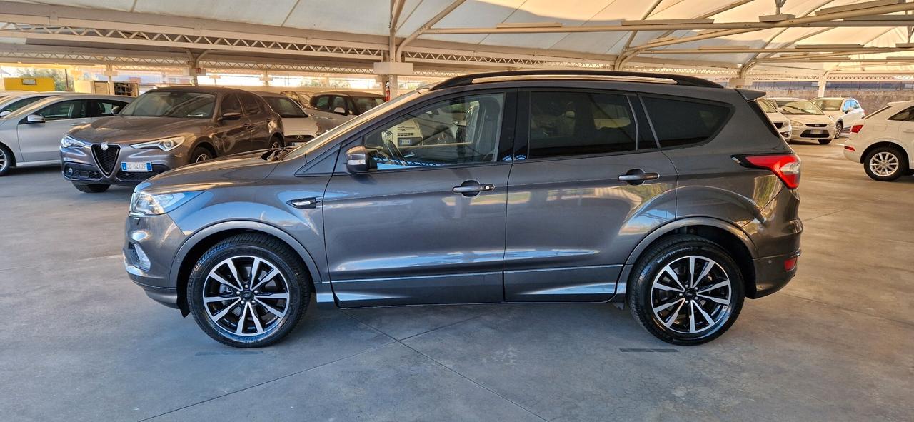 Ford Kuga 1.5 TDCi 120cv 2WD ST-Line