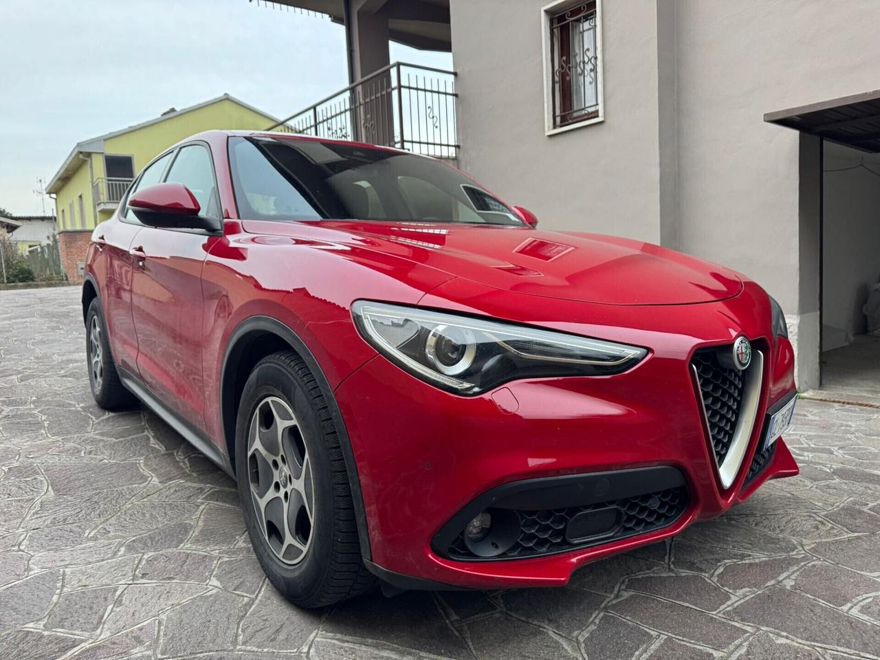 Alfa Romeo Stelvio 2.2 Turbodiesel 160 CV AT8 RWD Business