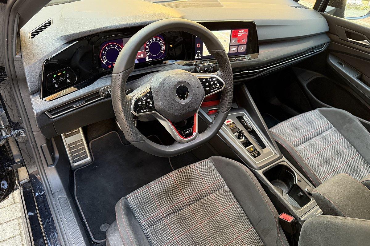 VOLKSWAGEN Golf 2.0 TSI DSG GTI