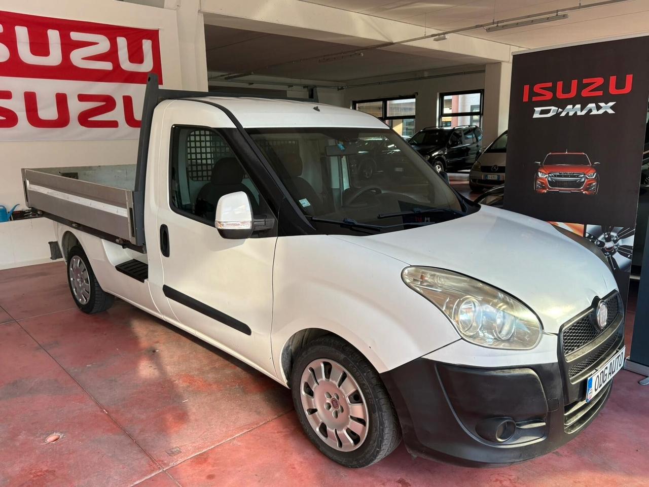 CAMIOCINO FIAT DOBLO WORK-UP CASSONE Diesel 1600 CV 105 MULTIJ ET Km 278.451 garanzia 12 mesi
