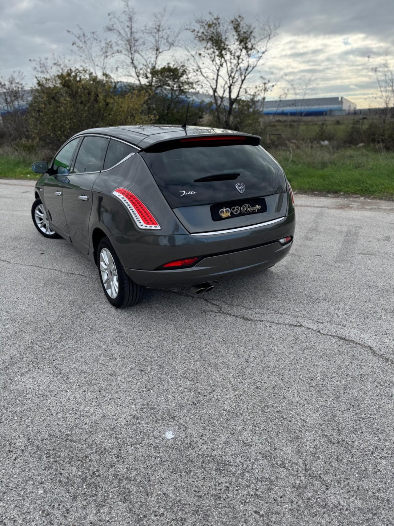 Lancia Delta 1.6 MJT DPF Silver