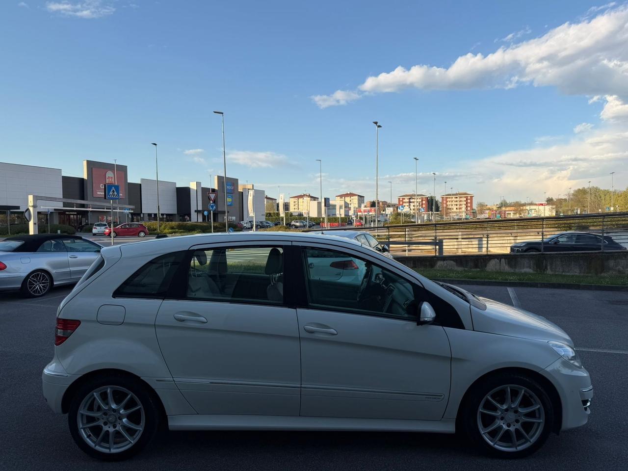 Mercedes-benz B 180 AUTOMATIC Sport