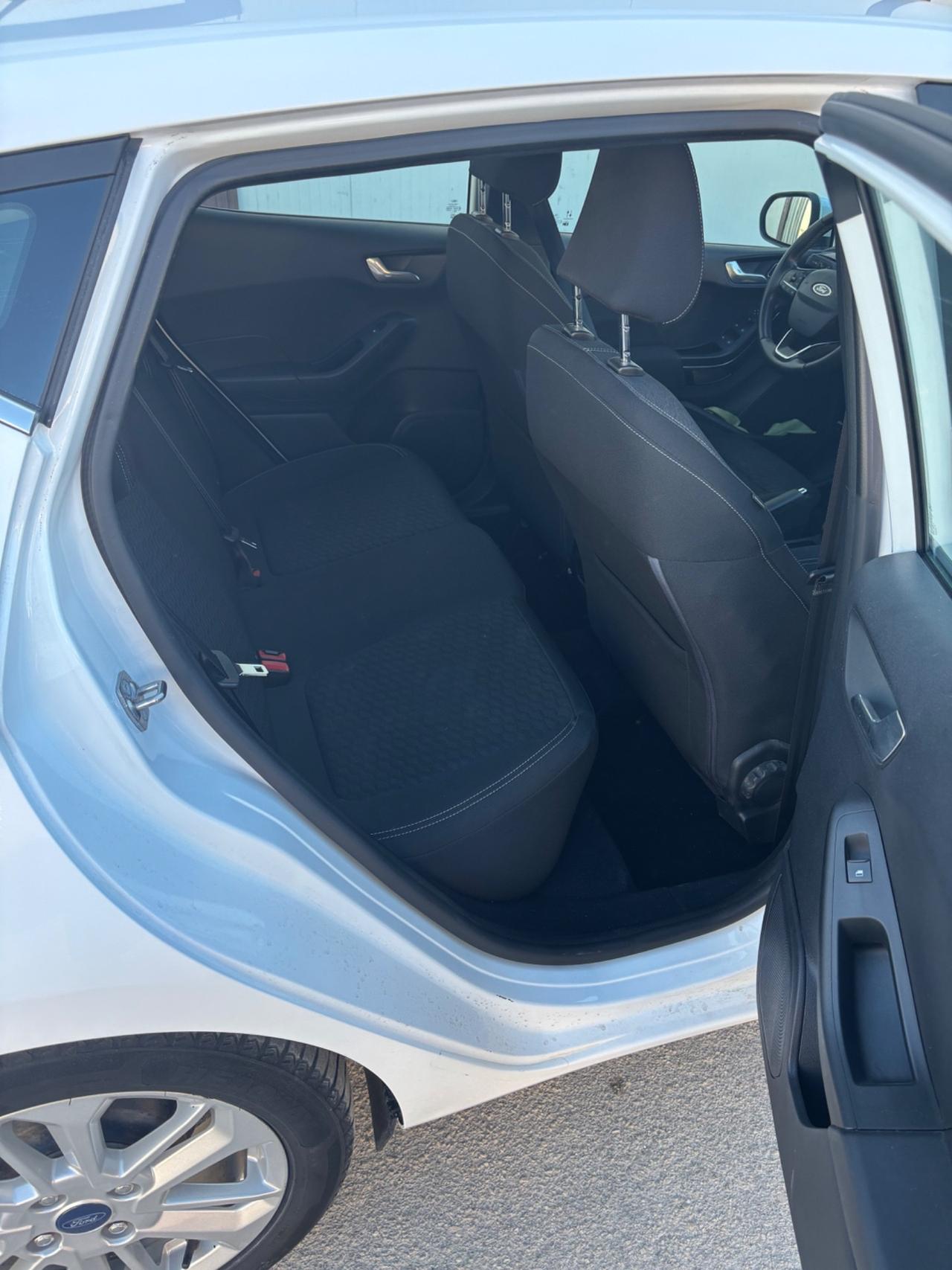 Ford Fiesta 1.0 Ecoboost Hybrid 125 CV 5 porte Titanium