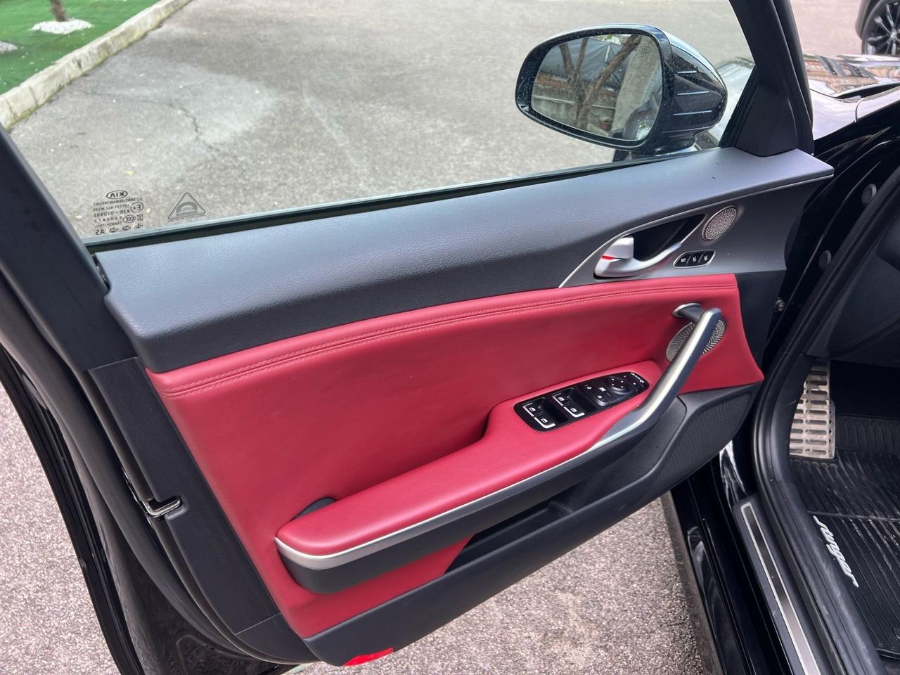 Kia Stinger 2.2 CRDi AT8 GT Line - TETTO