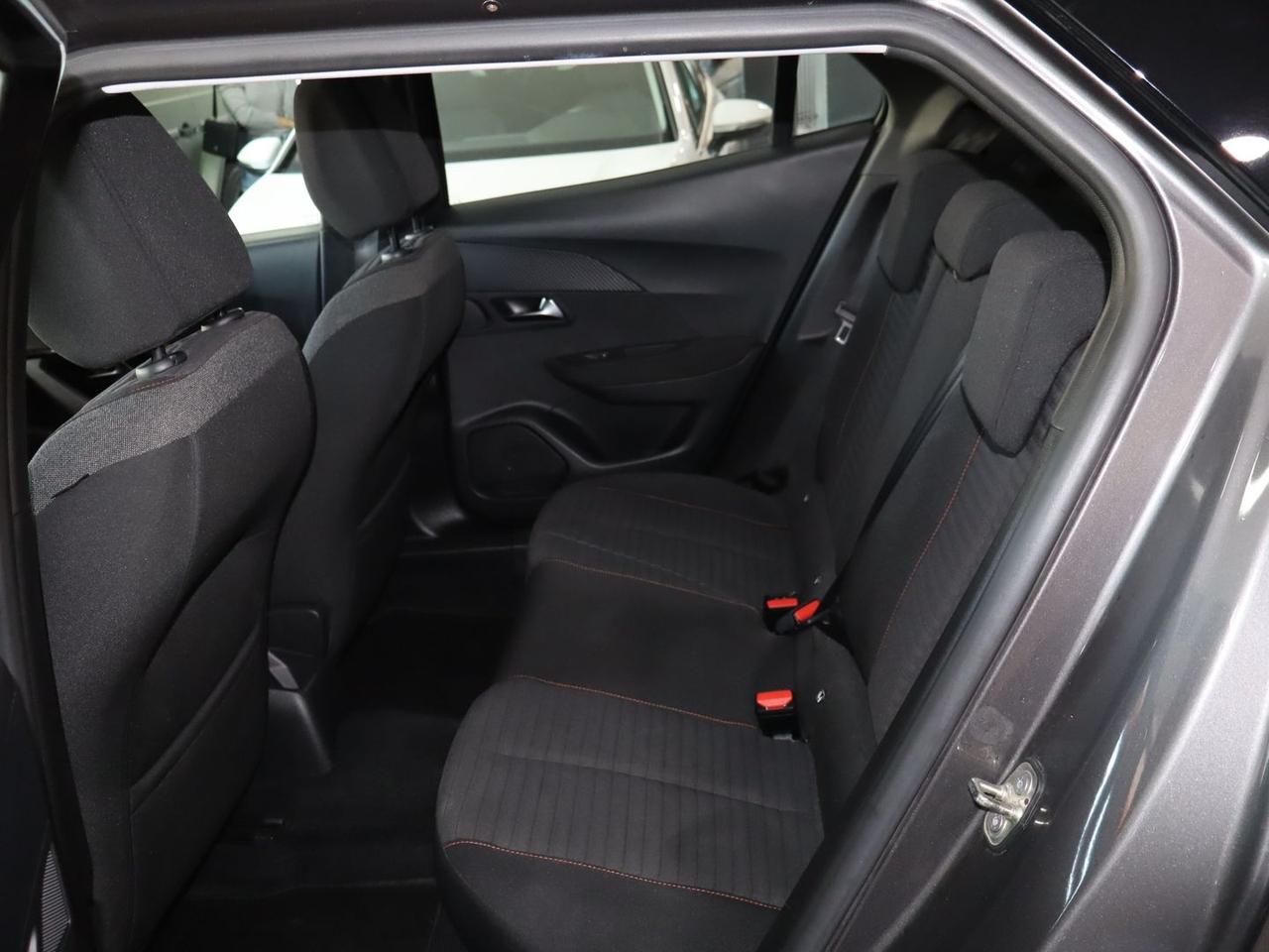 Peugeot 2008 Active 1.2 PureTech 100 #9948