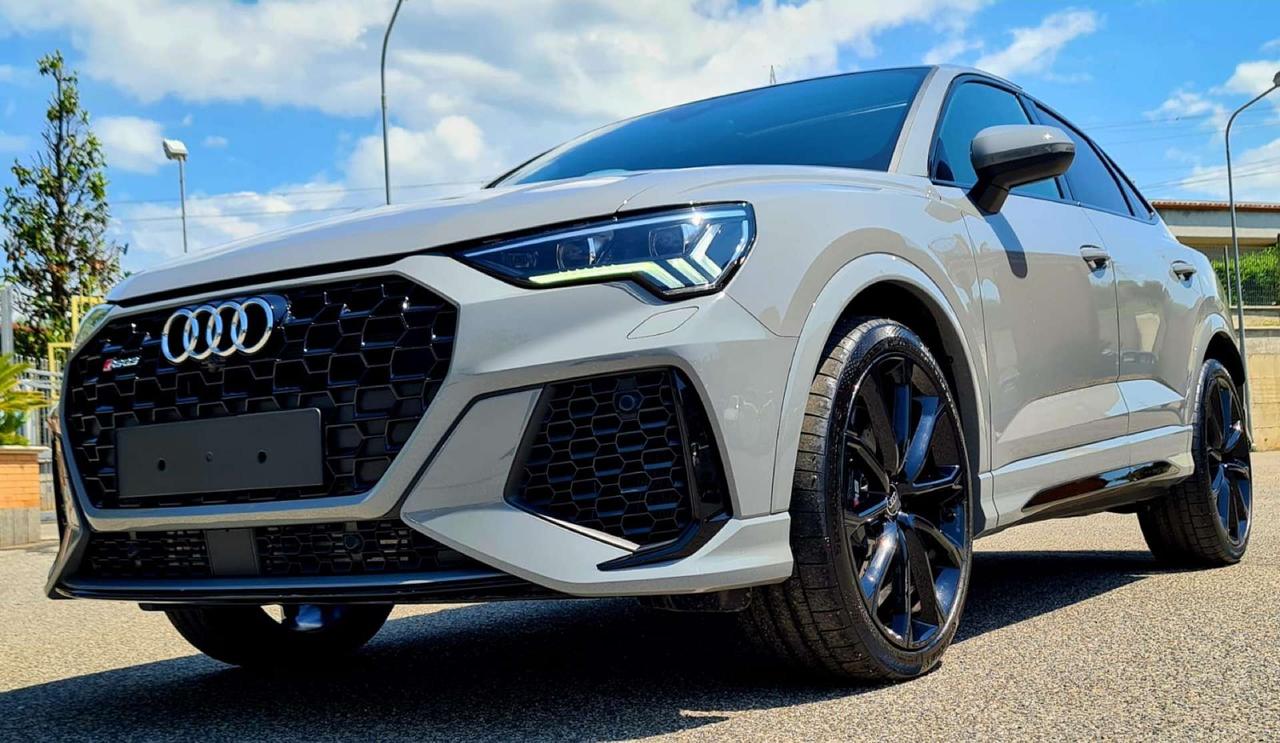 Audi RS Q3 2.5 quattro Tetto full in sede pronta in un giorno