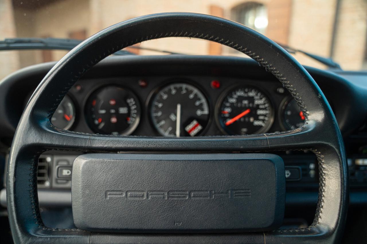 Porsche 911 CARRERA 3.2 G50 CABRIOLET - 1989