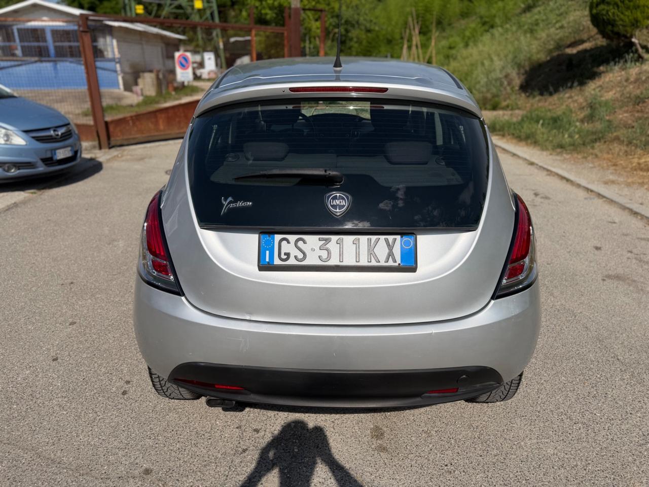 Lancia Ypsilon 1.2 69 CV 5 porte S&S Silver