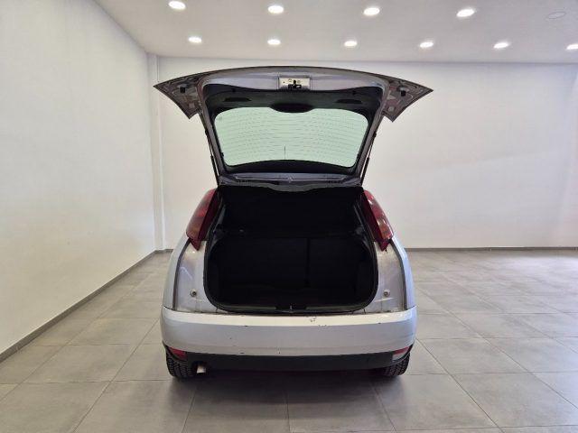 FORD Focus 1.8 TDi cat 5p. Ambiente - NEOPAT. - Clima