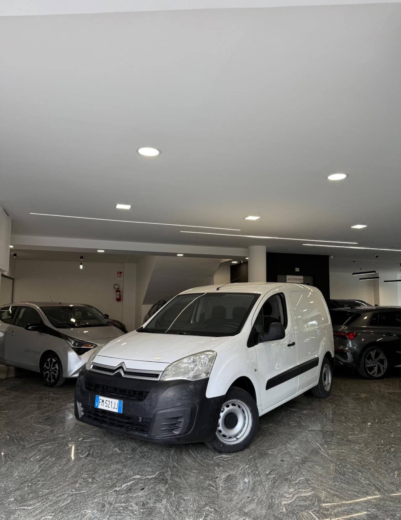 Citroen Berlingo BlueHDi 100 S&S Van 3 posti Club L1