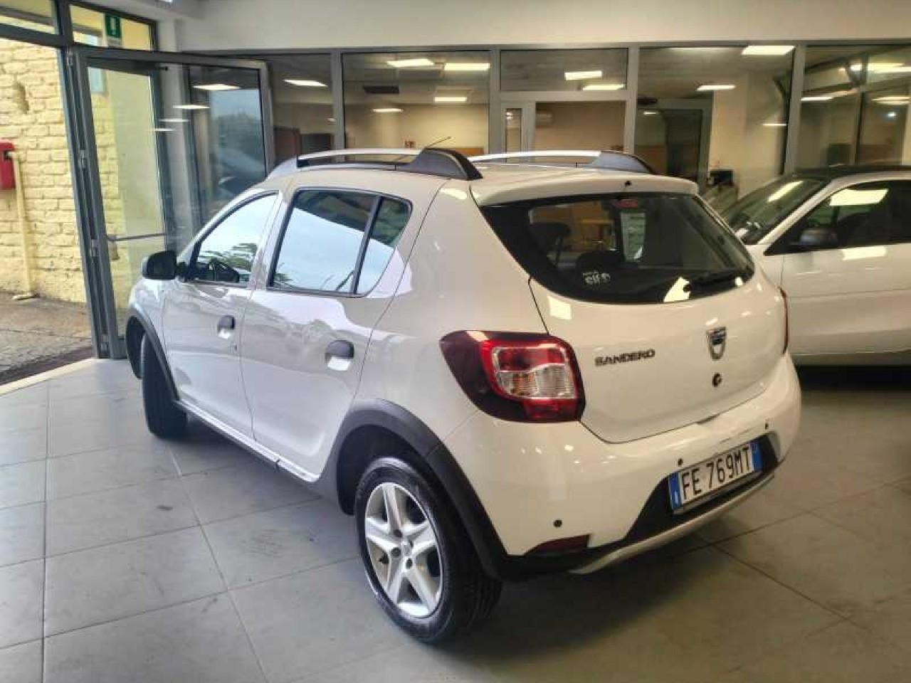 Dacia Sandero Stepway 1.5 dci s&s 90cv auto