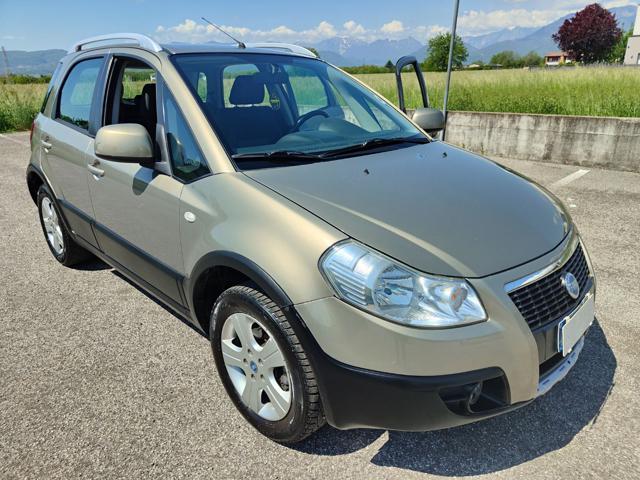 FIAT Sedici 1.6 BENZ./ G.P.L. 4x4 Emotion