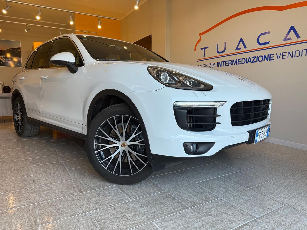 Porsche Cayenne 3.0 Diesel Platinum #6049