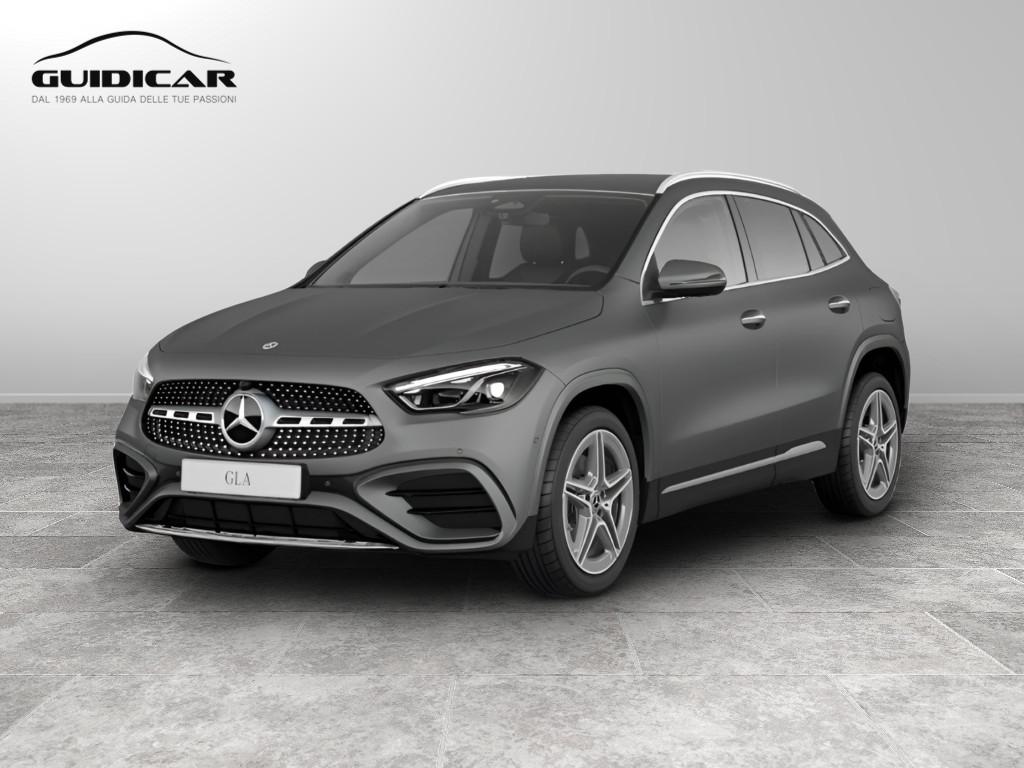 Mercedes-Benz GLA 200 d Automatic 4MATIC